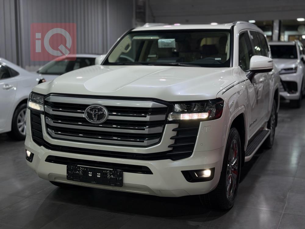 تۆیۆتا لاند کروزەر